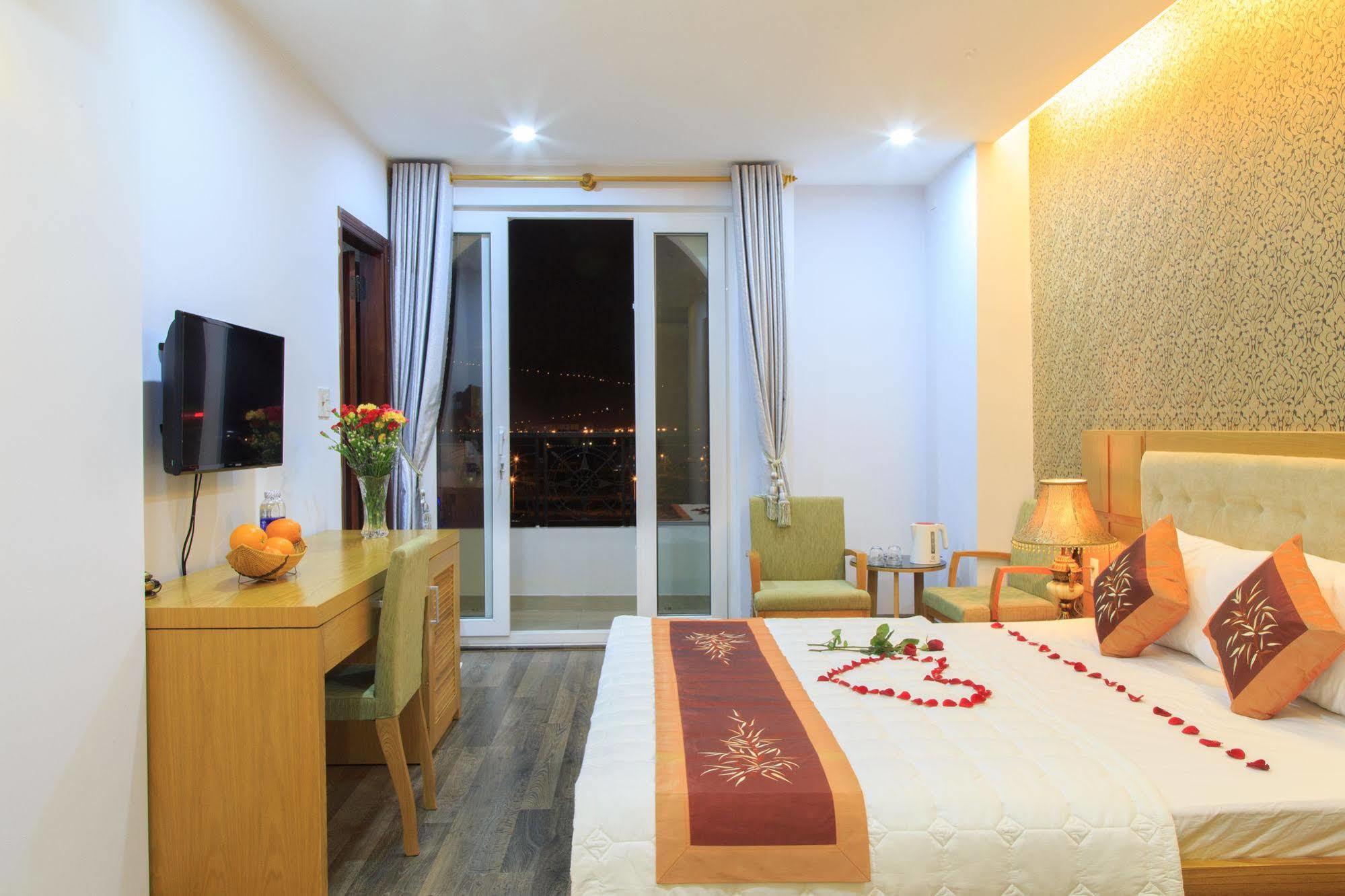 Hoai Sang Hotel Da Nang Esterno foto